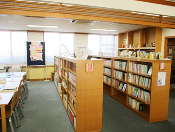 図書コーナー 図書コーナー